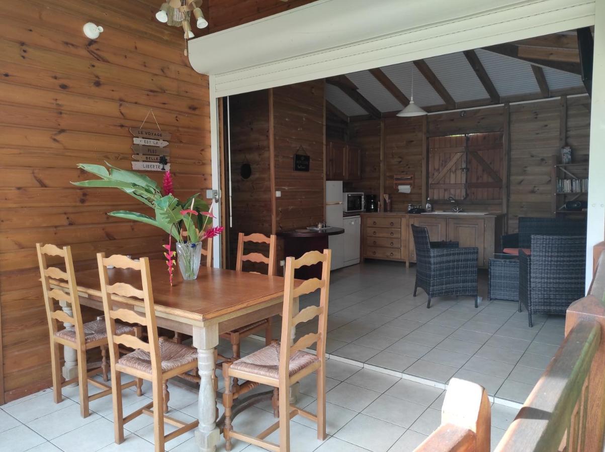 Le Tri Haut De Bellevue - Bungalow Colibri Pointe-Noire Bagian luar foto